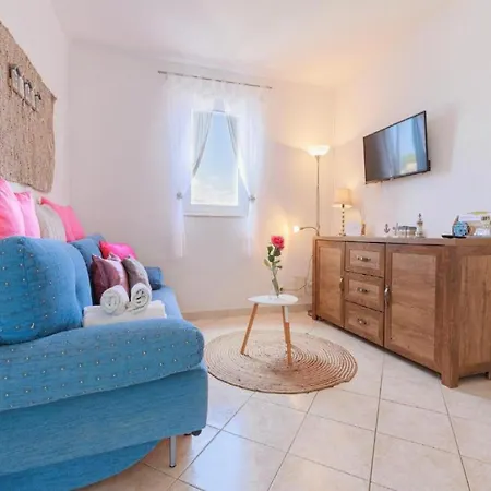- Comfort One Bedroom B2 Apartment Lumbarda