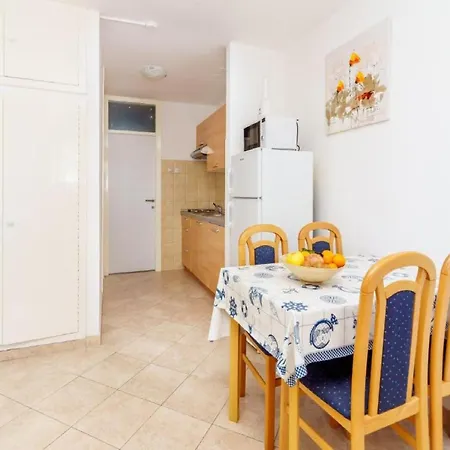 - Comfort One Bedroom B2