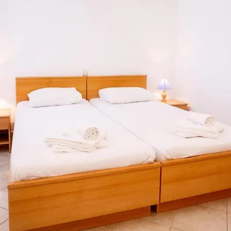 Appartamento - Comfort One Bedroom B2 *